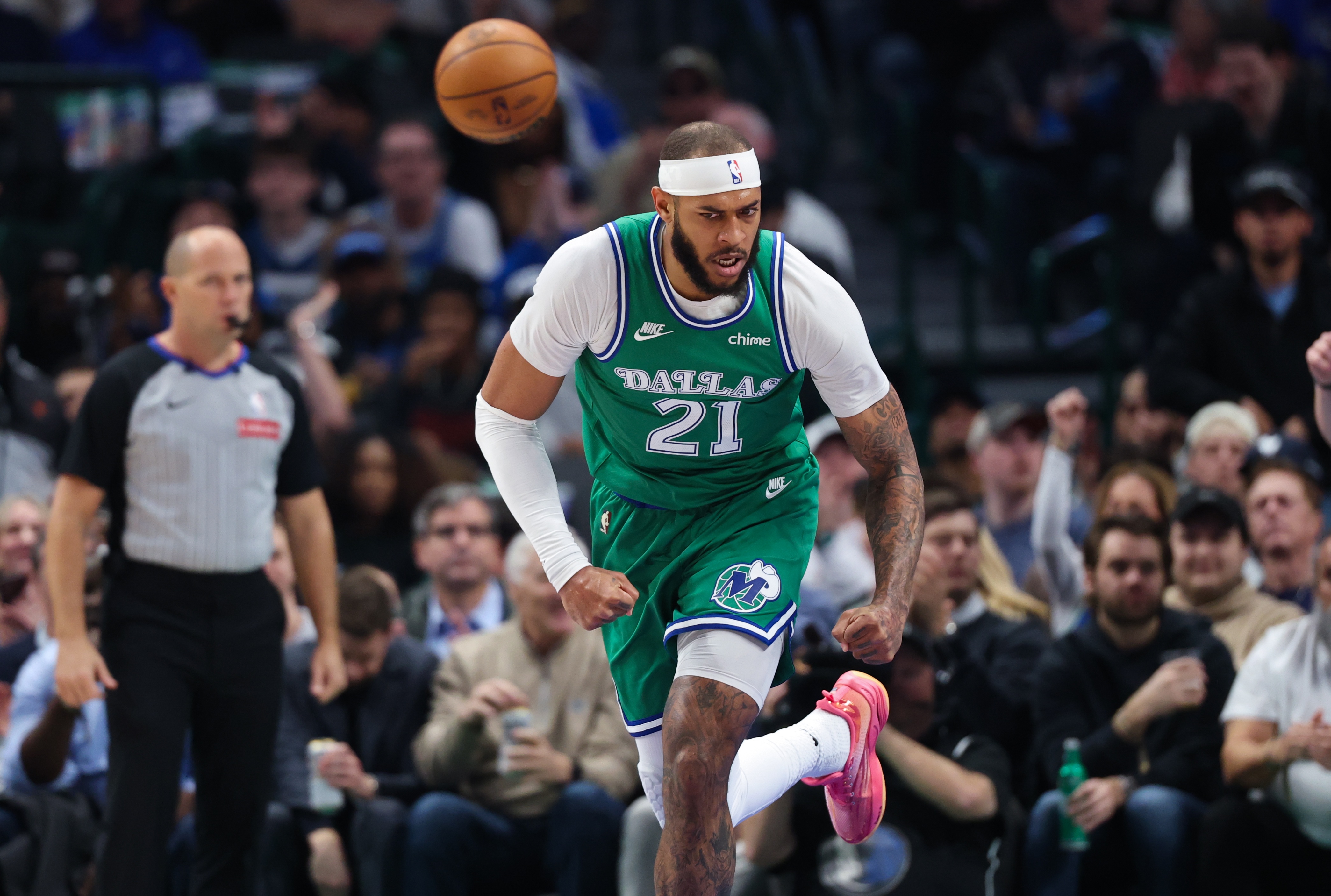 百家乐-基德：加福德身体状态更好了 我们在想办法让他更多参与到进攻